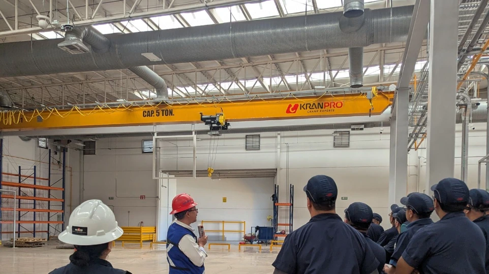 grúa de solsetec